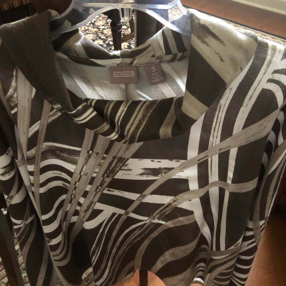 Chico’s Top